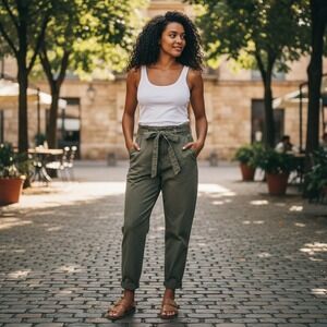 Banana Republic Barrel‎ Pant Women's Size 2 Olive Green High Waist Belted